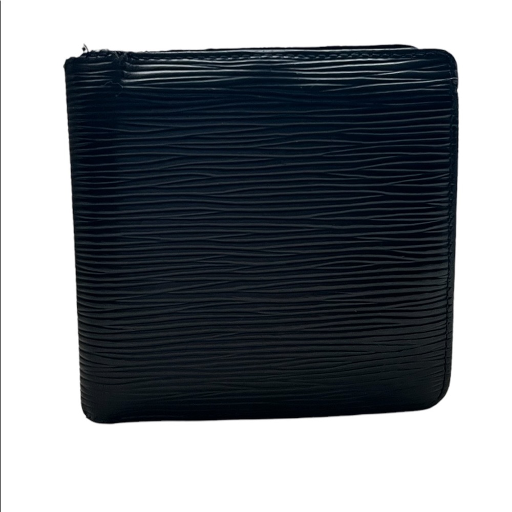 Louis Vuitton Epi wallet